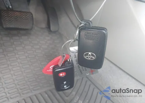 2010 Toyota Prius Iv из США, поврежденный, VIN JTDKN3DU1A0236425